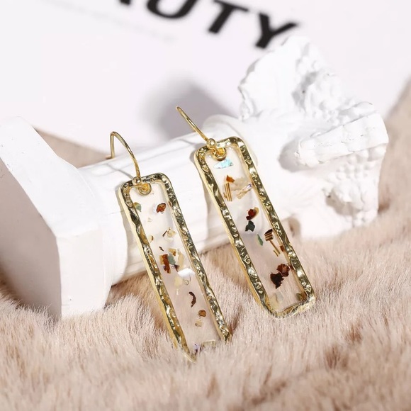 Jewelry - Gold Acrylic Shell Drop Earrings